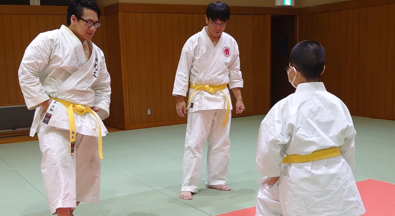 日本空手道直心塾 稽古をしている様子