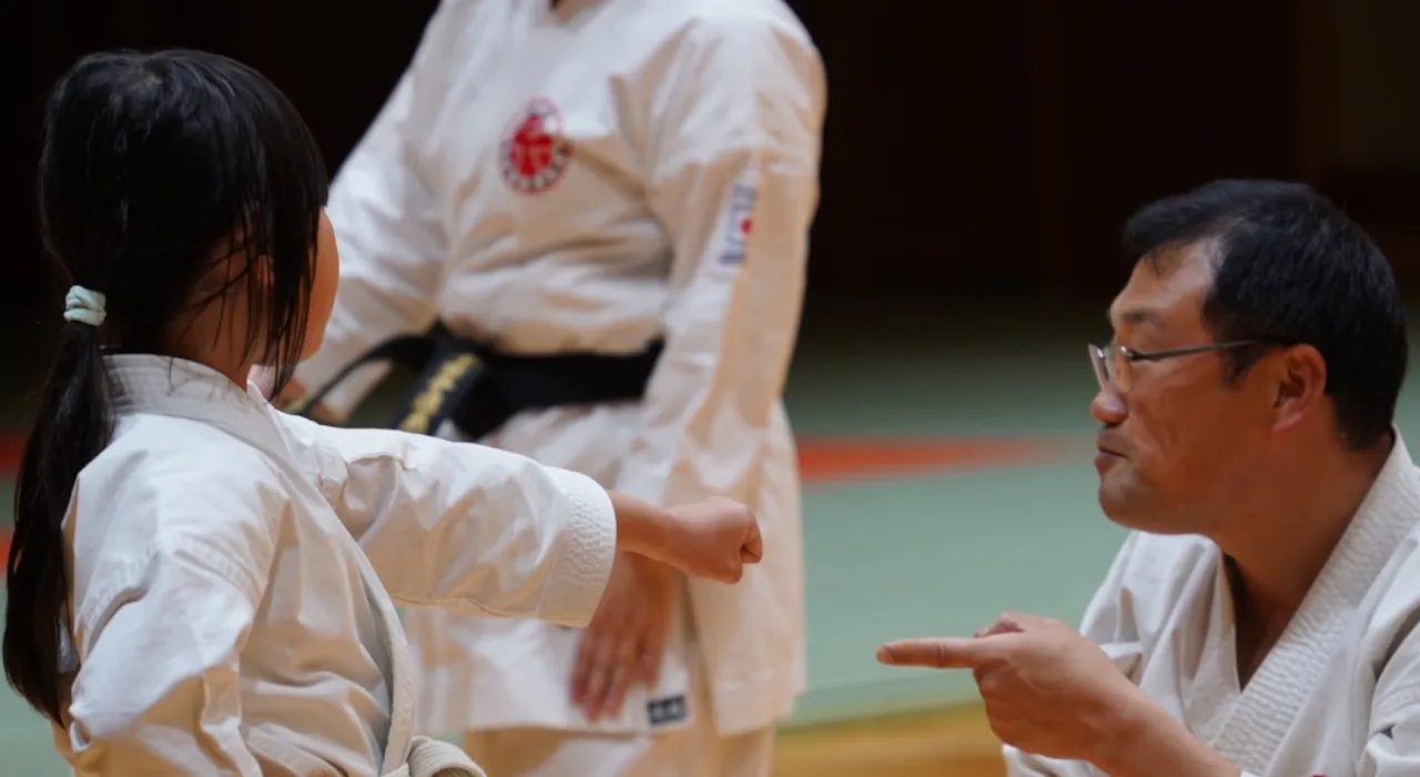 日本空手道直心塾 稽古をしている様子